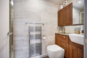 WC washroom- click for photo gallery